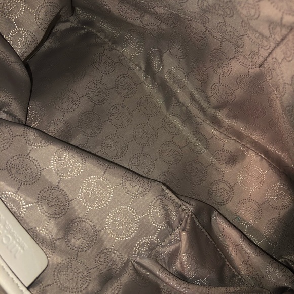 White Limited Edition Michael Kors Purse - Picture 7 of 7